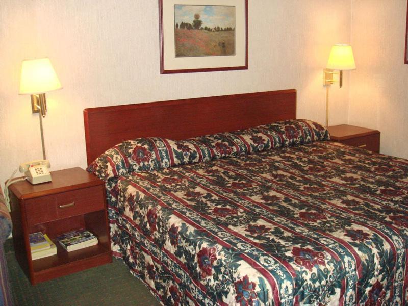 Fairborn Hotel&Inn Extérieur photo